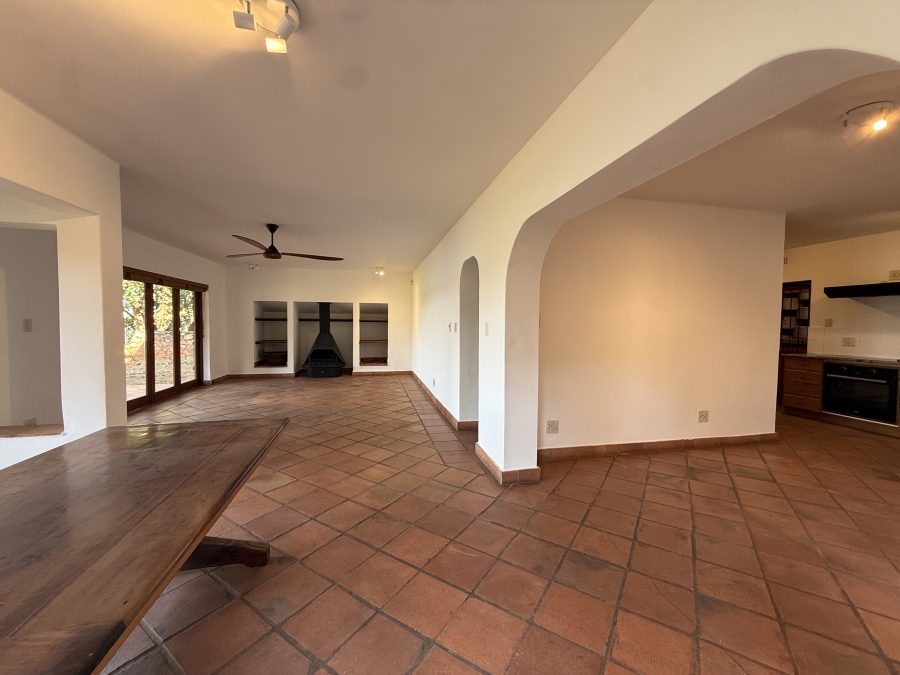 4 Bedroom Property for Sale in Kosmos North West